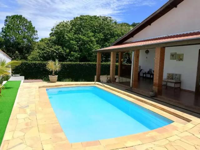 Casa / Sobrado para Venda em São José dos Campos/SP Jardim das Indústrias 4 Quartos