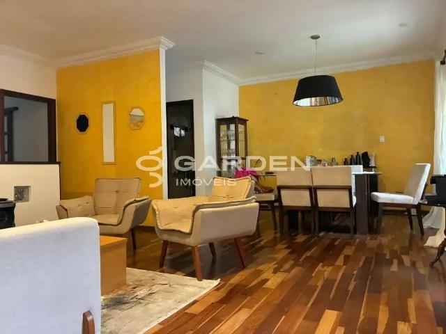 Casa / Sobrado para Venda em São José dos Campos/SP Jardim das Indústrias 4 Quartos