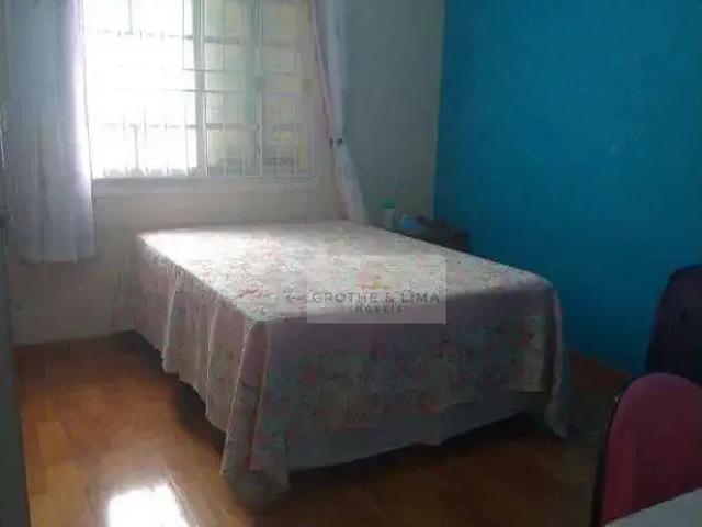 Casa / Sobrado para Venda em São José dos Campos/SP Jardim das Indústrias 4 Quartos