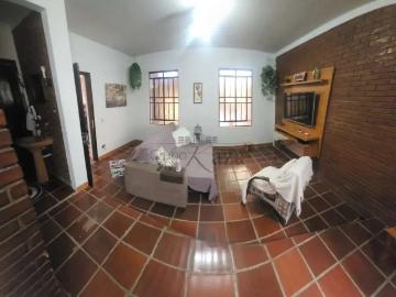 Casa / Sobrado para Venda em São José dos Campos/SP Jardim das Indústrias 4 Quartos