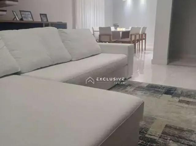 Casa / Sobrado para Venda em São José dos Campos/SP Jardim das Indústrias 4 Quartos