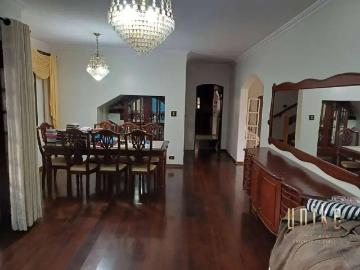 Casa / Sobrado para Venda em São José dos Campos/SP Jardim das Indústrias 5 Quartos