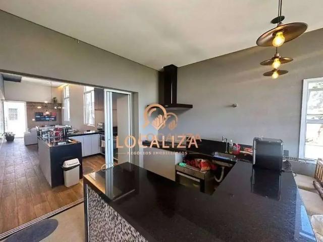 Casa / Sobrado para Venda em São José dos Campos/SP Jardim das Indústrias 5 Quartos