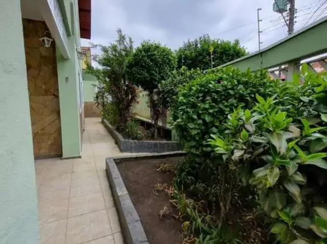 Casa / Sobrado para Venda em São José dos Campos/SP Jardim das Indústrias 6 Quartos