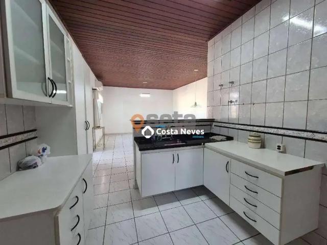 Casa / Sobrado para Venda em São José dos Campos/SP Jardim das Indústrias 7 Quartos