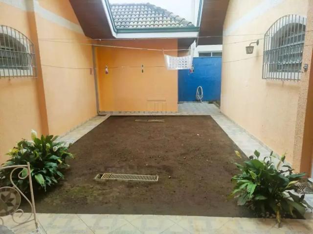 Casa / Sobrado para Venda em São José dos Campos/SP Jardim das Indústrias 8 Quartos