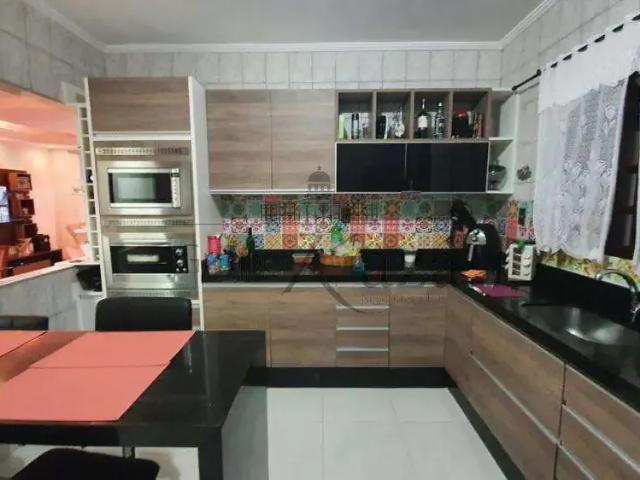 Casa / Sobrado para Venda em São José dos Campos/SP Jardim Del Rey 3 Quartos