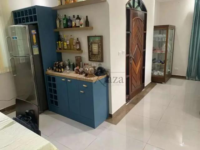 Casa / Sobrado para Venda em São José dos Campos/SP Jardim do Céu 3 Quartos
