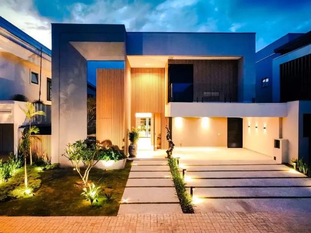 Casa / Sobrado para Venda em São José dos Campos/SP Jardim do Golfe 5 Quartos