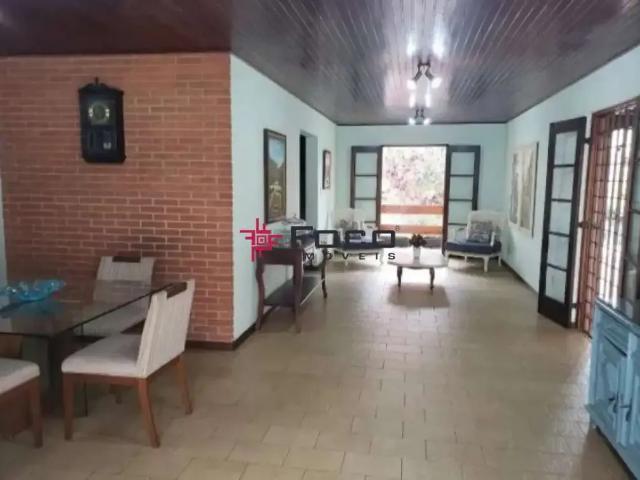 Casa / Sobrado para Venda em São José dos Campos/SP Jardim Esplanada 4 Quartos