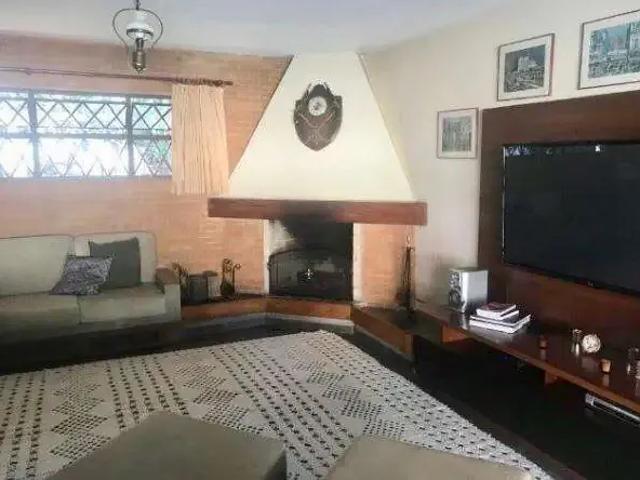Casa / Sobrado para Venda em São José dos Campos/SP Jardim Esplanada 4 Quartos