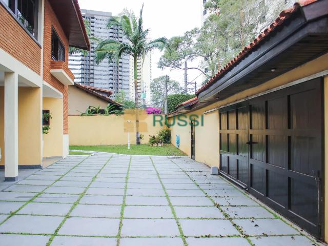 Casa / Sobrado para Venda em São José dos Campos/SP Jardim Esplanada 6 Quartos