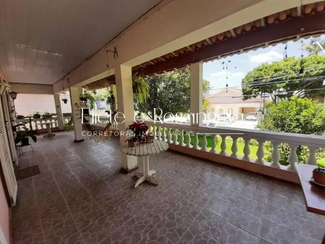 Casa / Sobrado para Venda em São José dos Campos/SP Jardim Esplanada 3 Quartos