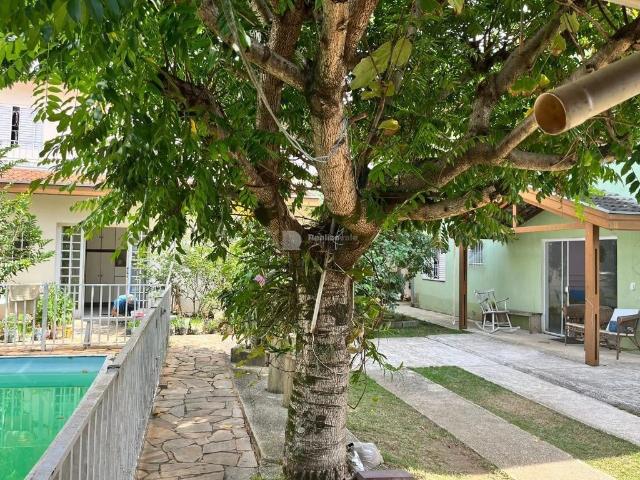 Casa / Sobrado para Venda em São José dos Campos/SP Jardim Estoril 5 Quartos