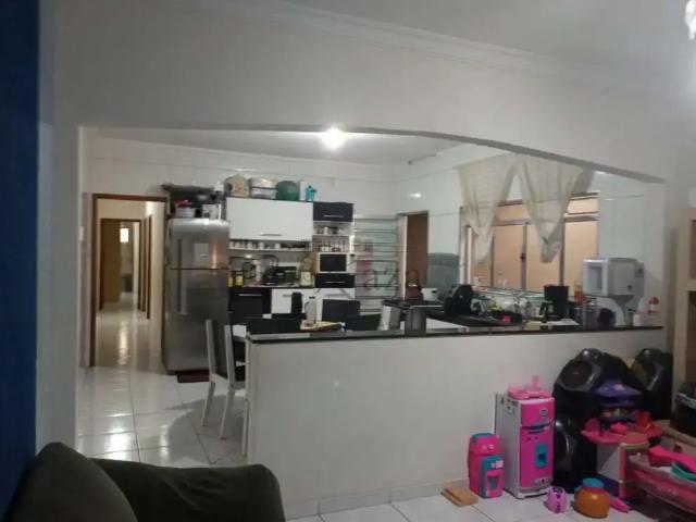 Casa / Sobrado para Venda em São José dos Campos/SP Jardim Imperial 3 Quartos
