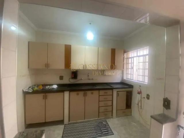 Casa / Sobrado para Venda em São José dos Campos/SP Jardim Ismênia 4 Quartos