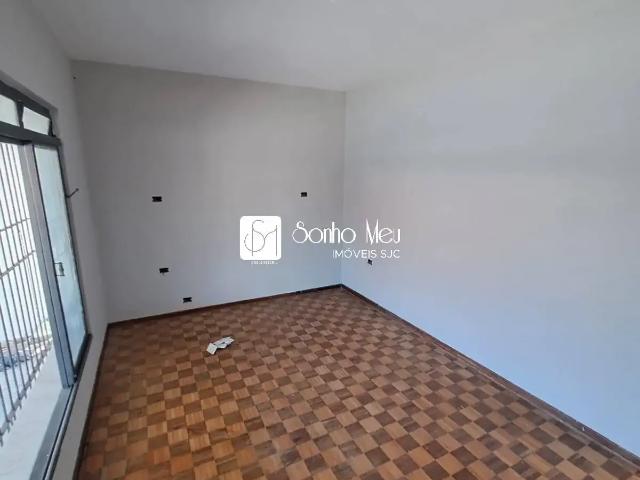 Casa / Sobrado para Venda em São José dos Campos/SP Jardim Ismênia 5 Quartos