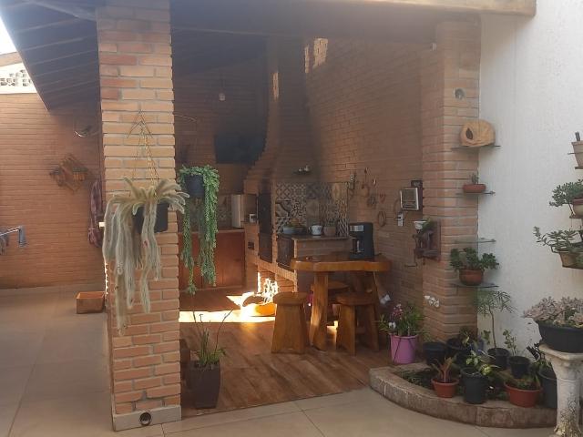 Casa / Sobrado para Venda em São José dos Campos/SP Jardim Ismênia