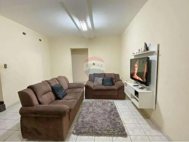 Casa / Sobrado para Venda em São José dos Campos/SP Jardim Paraíso do Sol 4 Quartos