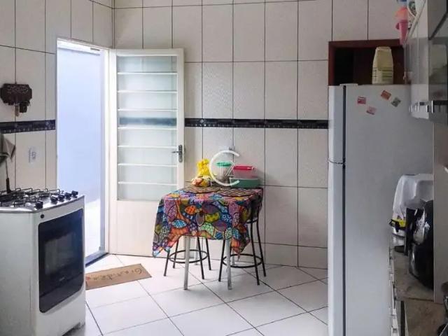 Casa / Sobrado para Venda em São José dos Campos/SP Jardim Pararangaba 2 Quartos