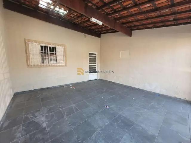 Casa / Sobrado para Venda em São José dos Campos/SP Jardim Pararangaba 3 Quartos