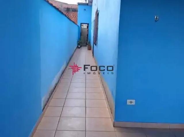Casa / Sobrado para Venda em São José dos Campos/SP Jardim Pararangaba 4 Quartos