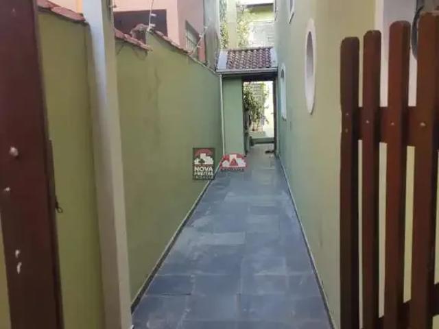 Casa / Sobrado para Venda em São José dos Campos/SP Jardim Portugal 3 Quartos