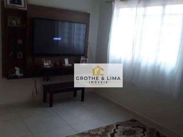 Casa / Sobrado para Venda em São José dos Campos/SP Jardim Portugal 3 Quartos