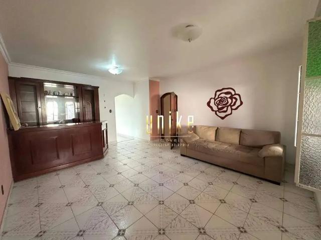 Casa / Sobrado para Venda em São José dos Campos/SP Jardim Portugal 3 Quartos