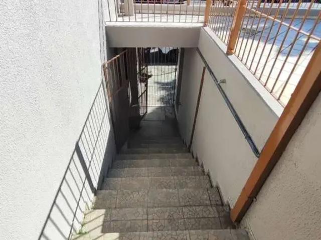 Casa / Sobrado para Venda em São José dos Campos/SP Jardim Portugal 4 Quartos