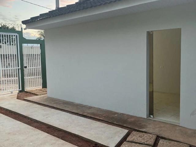 Casa / Sobrado para Venda em São José dos Campos/SP Jardim São José Leste 2 Quartos