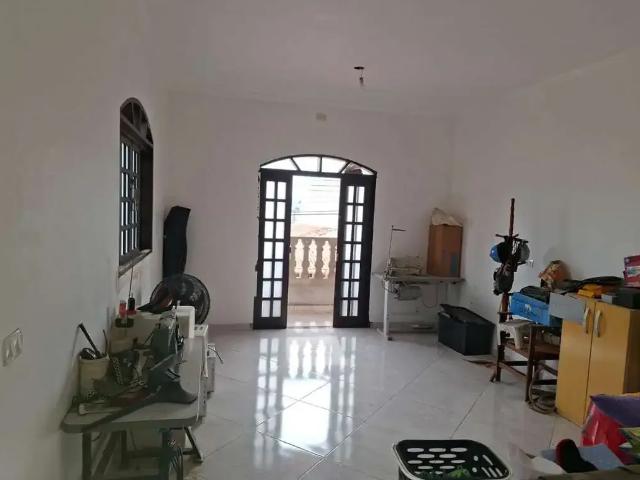 Casa / Sobrado para Venda em São José dos Campos/SP Jardim São Judas Tadeu 3 Quartos