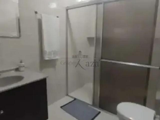 Casa / Sobrado para Venda em São José dos Campos/SP Jardim Santa Inês I 4 Quartos