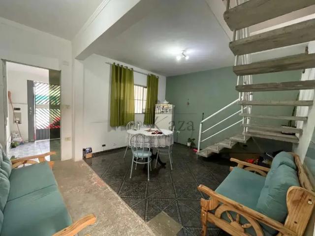 Casa / Sobrado para Venda em São José dos Campos/SP Jardim Santa Inês I 4 Quartos
