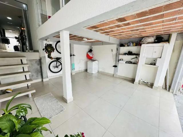 Casa / Sobrado para Venda em São José dos Campos/SP Jardim Santa Inês I 2 Quartos