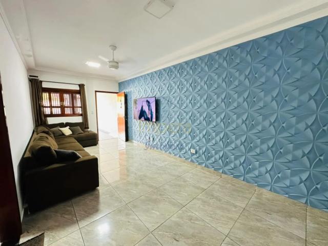 Casa / Sobrado para Venda em São José dos Campos/SP Jardim Santa Inês II 3 Quartos