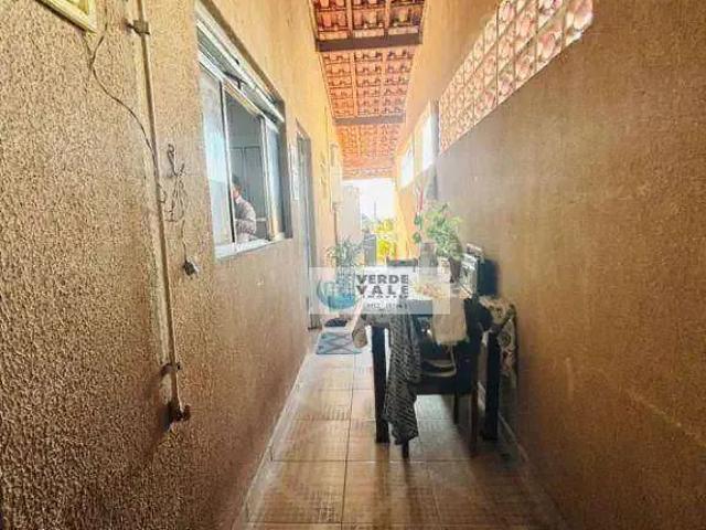 Casa / Sobrado para Venda em São José dos Campos/SP Jardim Santa Inês II 4 Quartos
