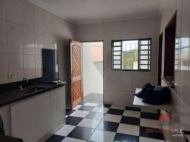 Casa / Sobrado para Venda em São José dos Campos/SP Jardim Santa Júlia 3 Quartos