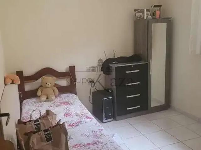 Casa / Sobrado para Venda em São José dos Campos/SP Jardim Satélite 2 Quartos