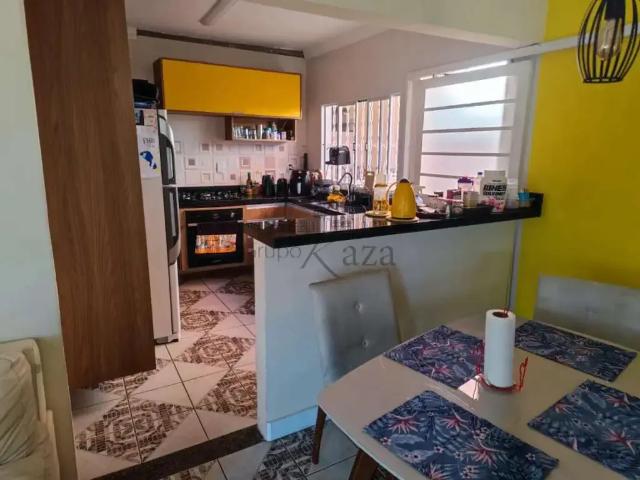 Casa / Sobrado para Venda em São José dos Campos/SP Jardim Satélite 2 Quartos