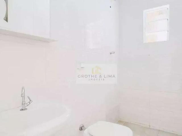 Casa / Sobrado para Venda em São José dos Campos/SP Jardim Satélite 2 Quartos