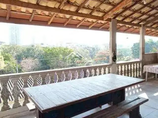 Casa / Sobrado para Venda em São José dos Campos/SP Jardim Satélite 3 Quartos