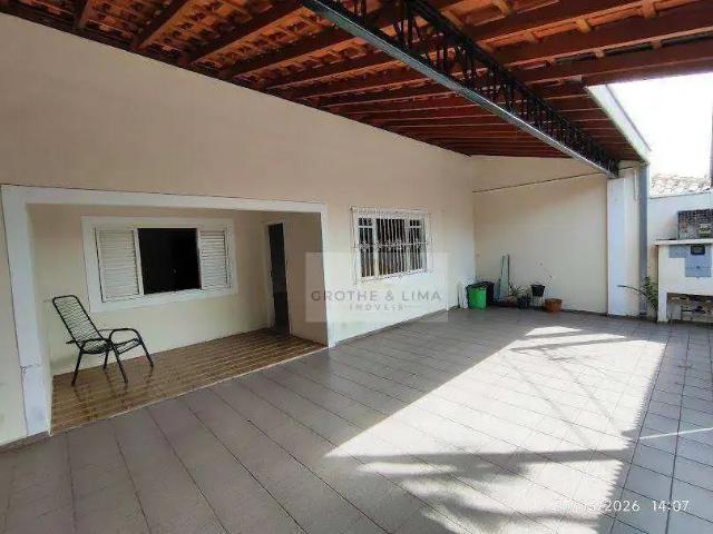 Casa / Sobrado para Venda em São José dos Campos/SP Jardim Satélite 3 Quartos