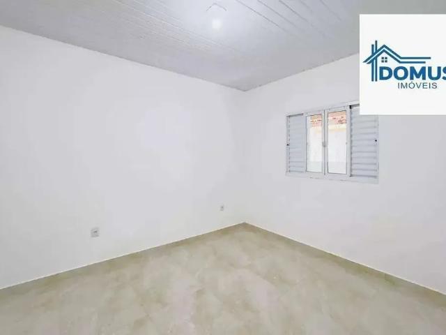 Casa / Sobrado para Venda em São José dos Campos/SP Jardim Satélite 3 Quartos
