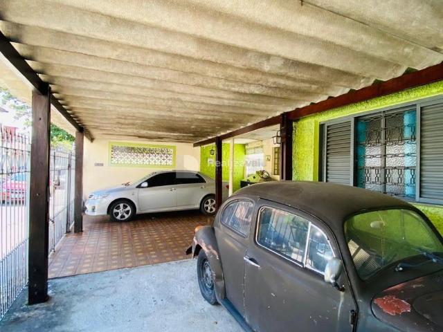 Casa / Sobrado para Venda em São José dos Campos/SP Jardim Satélite 3 Quartos