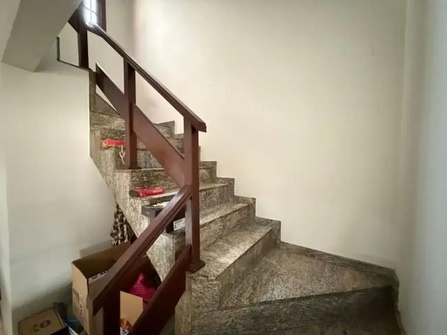 Casa / Sobrado para Venda em São José dos Campos/SP Jardim Satélite 4 Quartos