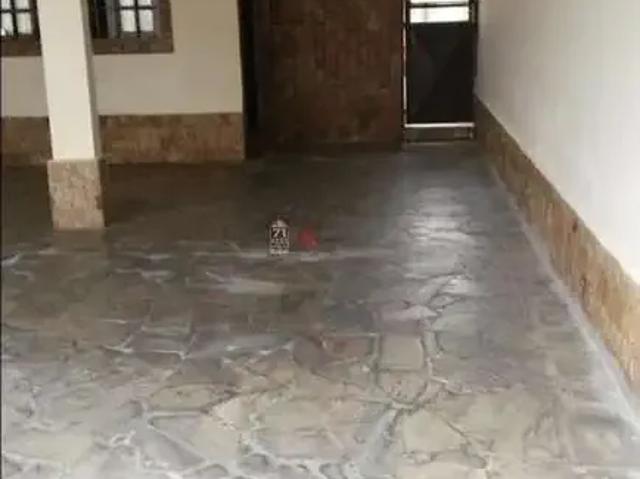 Casa / Sobrado para Venda em São José dos Campos/SP Jardim Satélite 5 Quartos