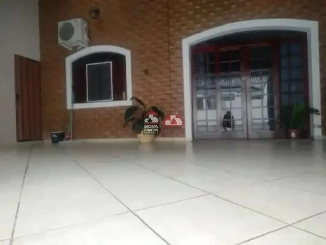Casa / Sobrado para Venda em São José dos Campos/SP Jardim Satélite 7 Quartos
