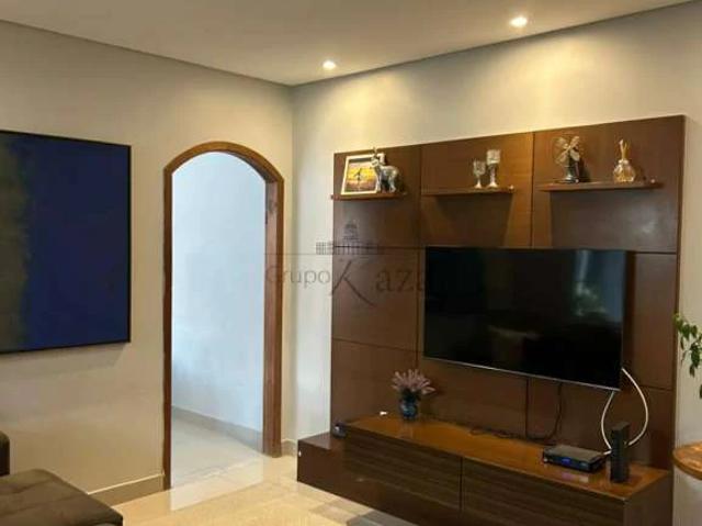 Casa / Sobrado para Venda em São José dos Campos/SP Jardim Souto 2 Quartos
