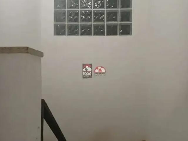 Casa / Sobrado para Venda em São José dos Campos/SP Jardim Souto 4 Quartos